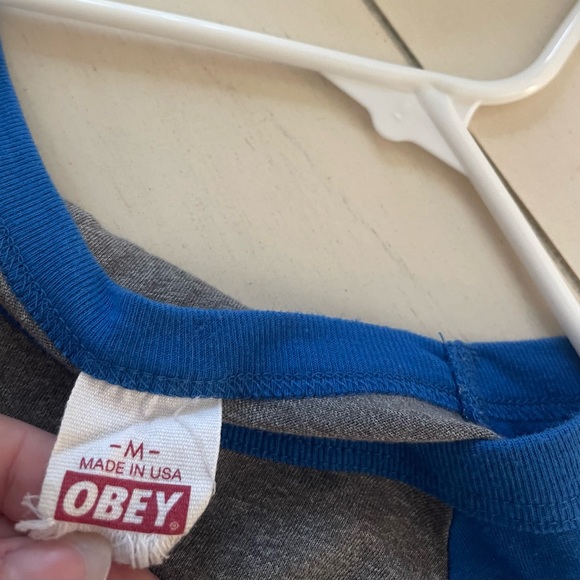 Obey women’s 3/4 length sleeve - Picture 3 of 3